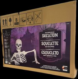 Giant ground breaking skeleton