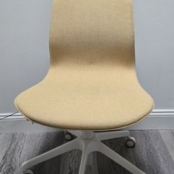 Modern Rolling Desk Chair – Butter Yellow Fabric