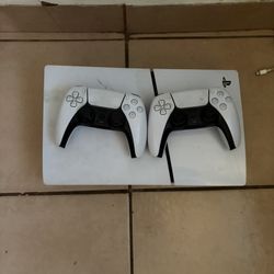 Ps5 With 2 Remotes 