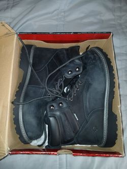 Brand new 8.5 wolverine steel toe boots