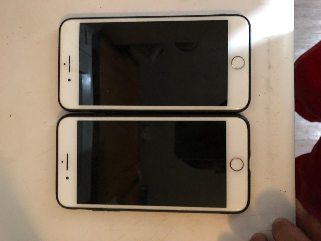 2 iPhone 8 plus's for sale