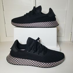 Women's 8.5 - Adidas Detroit Runner