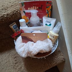 Simple Mother's Day Basket