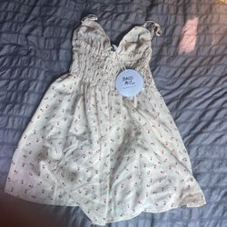 Sundress Size 4