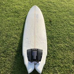 Midlength Surfboard