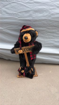 Decorative cabin bear