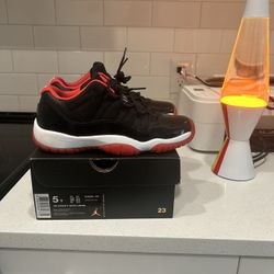 Jordan Retro 11s Bred Size 5y