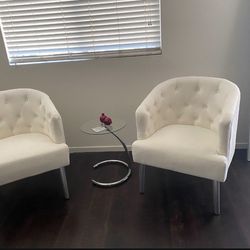 Accent Chairs