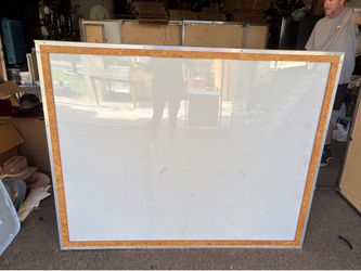 Retail light up box