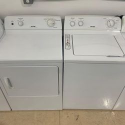 WASHER AND DRYER SET HOTPOINT