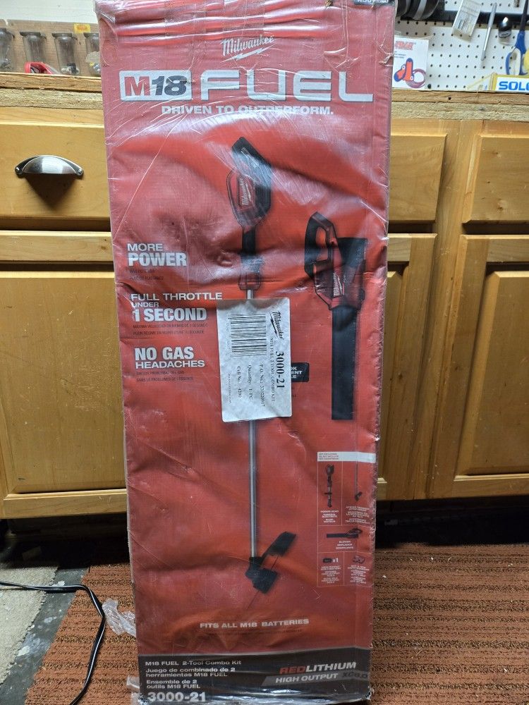 Milwaukee Battery 2 Tool Combo Kit