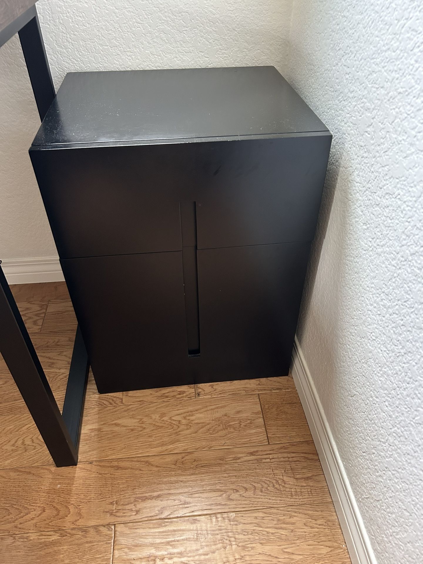 Filing Cabinet