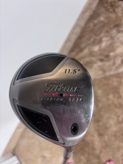 Titleist 983K Titanium Driver 11.5° Titleist 4550 Graphite RH w/ Headcover