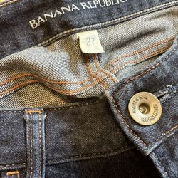 Women’s Banana Republic, Jeans, Dark Blue Size 27