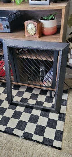 16x20 Ornate Open-Back Frame