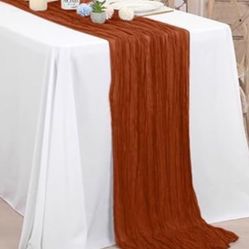 Table Runner  ( 8 Available )