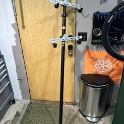 Bicycle Rack Compression Pole - Topeak