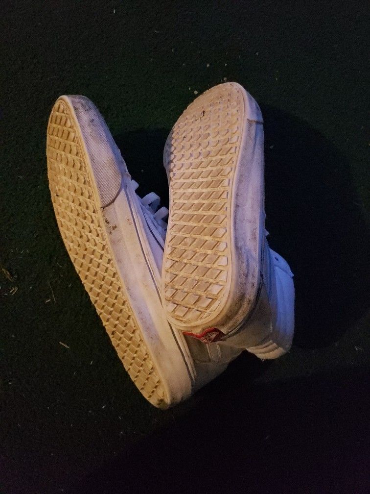 Pair Of Van's Sneakers Men's Size 11