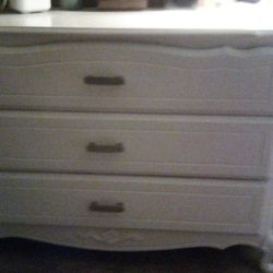Beautiful Dresser With Thick Bar Coat On Top