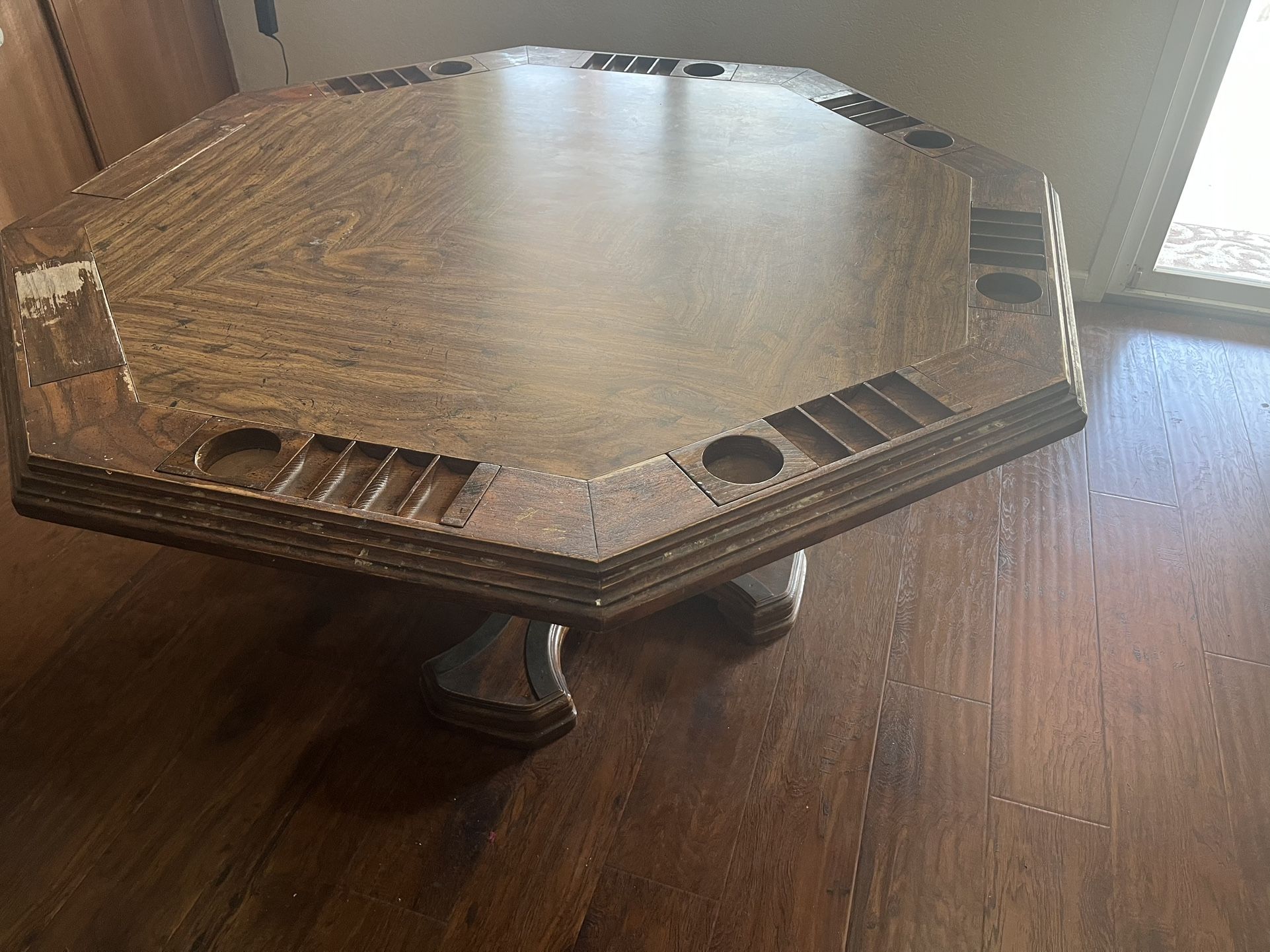 Poker Table 