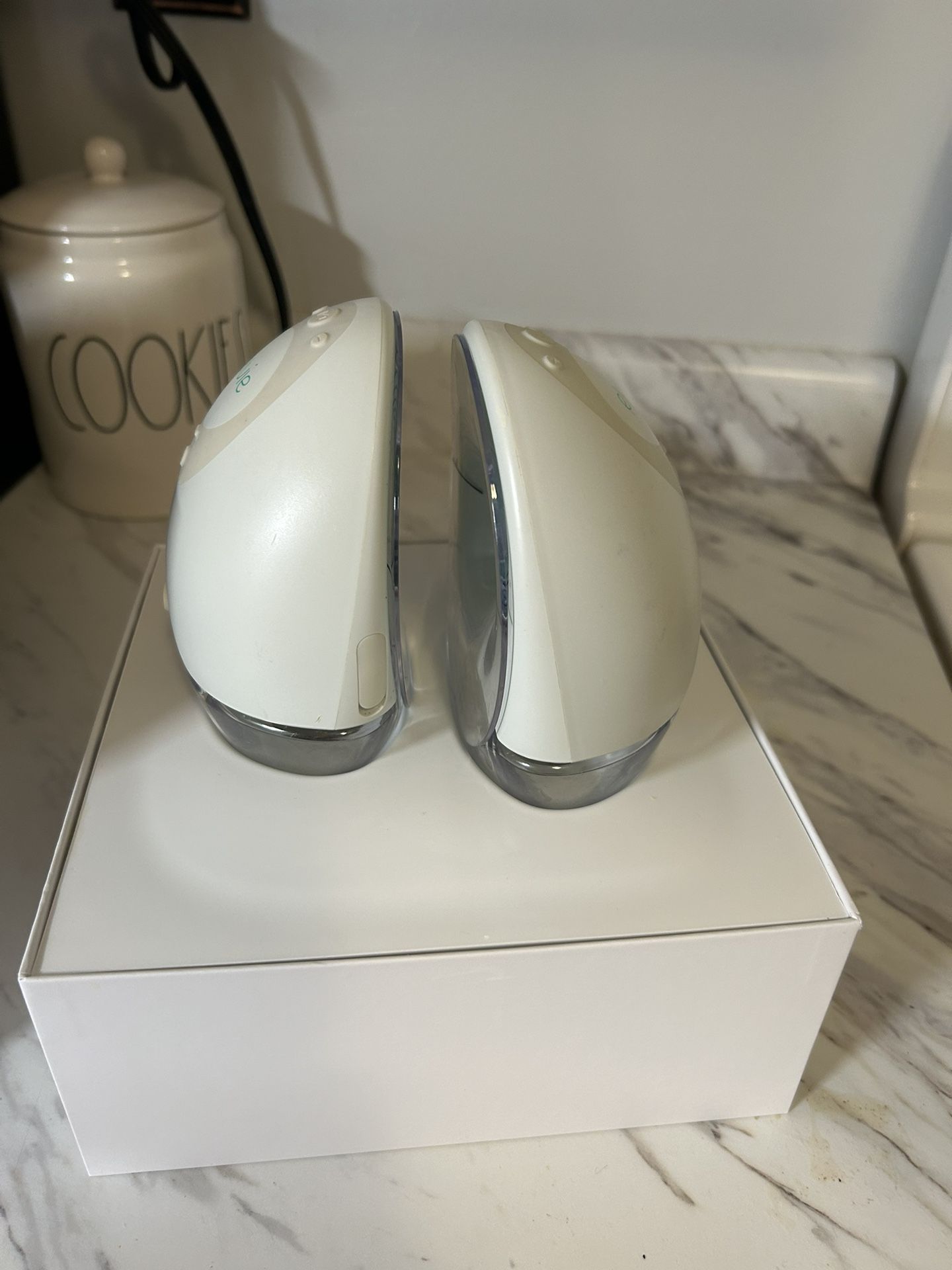 Elvie Hands free pump