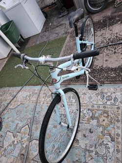 BIKE MEDIAN SCHWINN 700X35 7SPEED VERE GOOD TIRES AND NEW TUBES EVERYTHING IS GOOD CONDITION