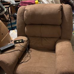 Recliner & Lift Chair 