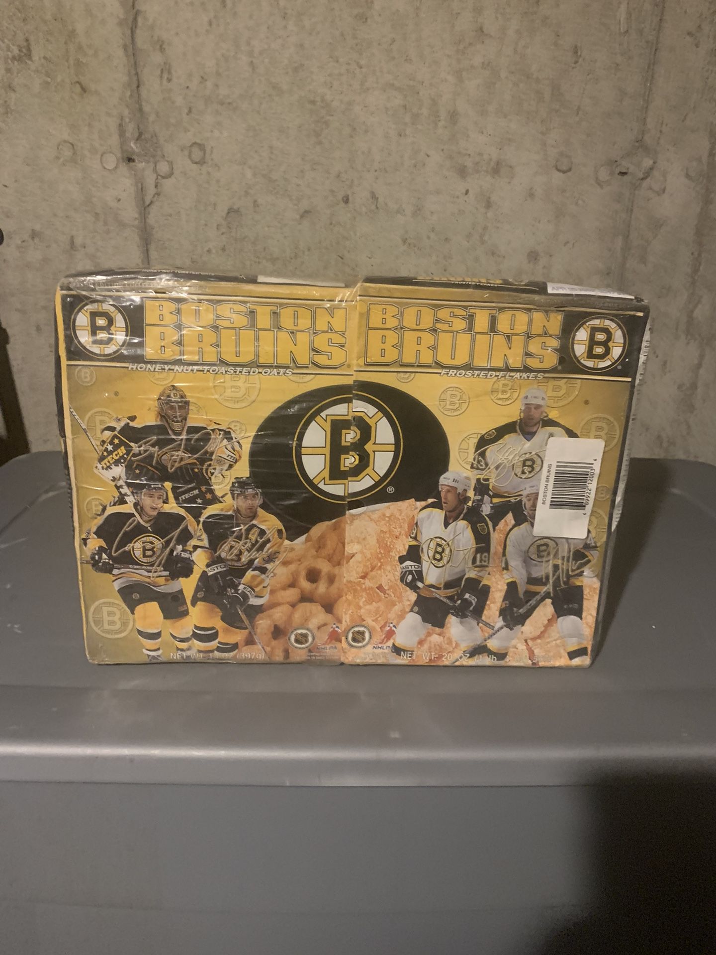 Boston Bruins 2 Box cereal Set