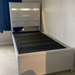 3-light Setting Twin Bedframe