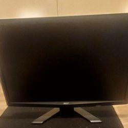 24" Monitor