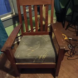 Antique Rocking chair