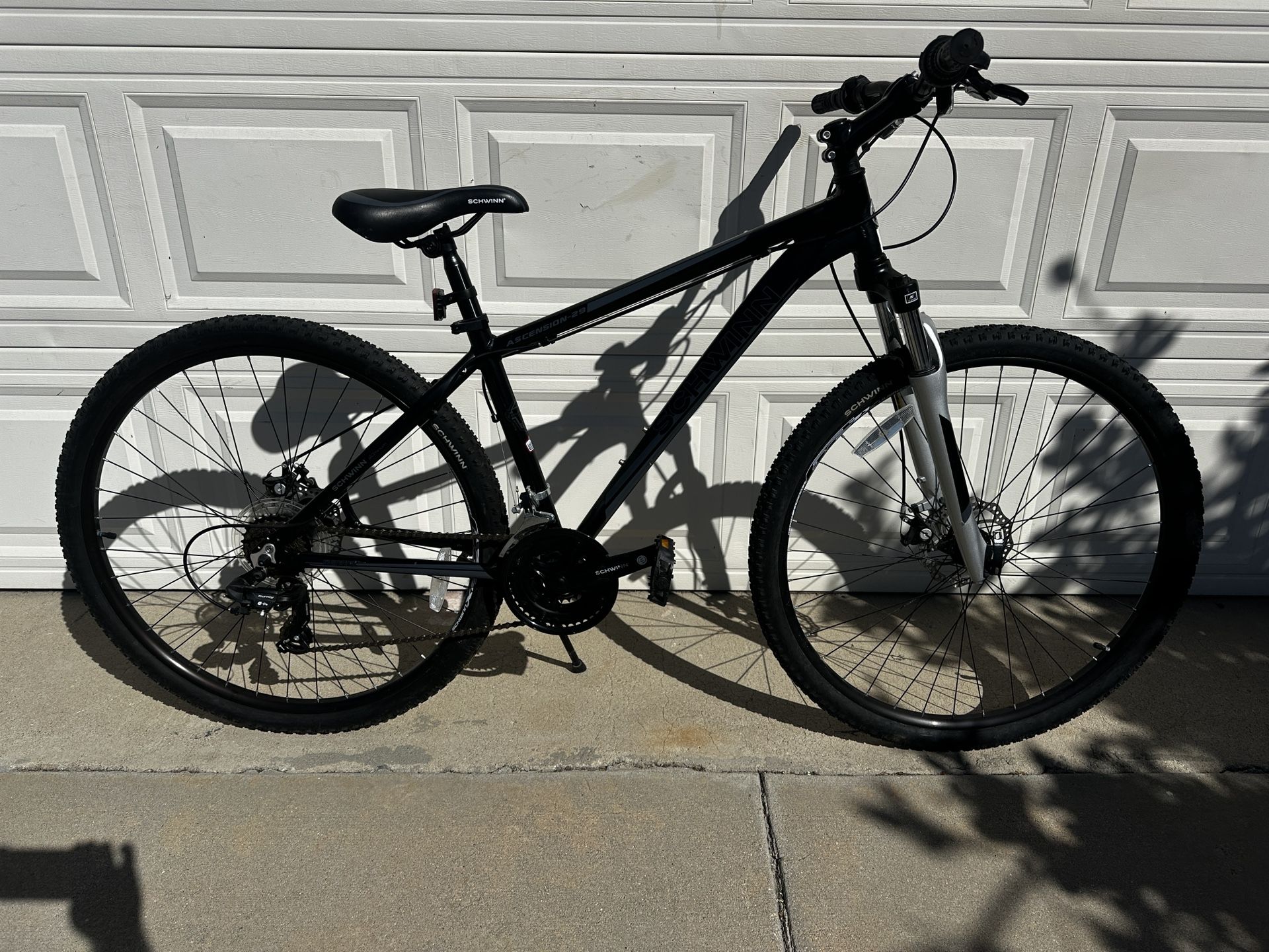 Schwinn Ascension 29 Mountain Bike 29er