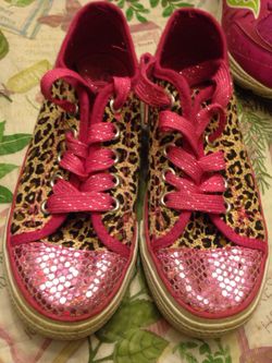 Girls shoes size 1