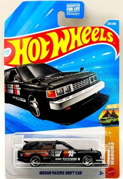 Hot Wheels Nissan Maxima Drift Car 225/250