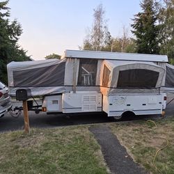 2004 Coleman Pop Up Camper 