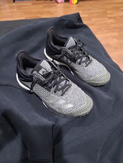 ADIDAS VOLLEYBALL SHOES