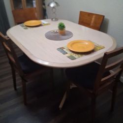 Kitchen Table 