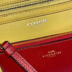 Authentic Coach wristlet Bundle Y2K fashion
