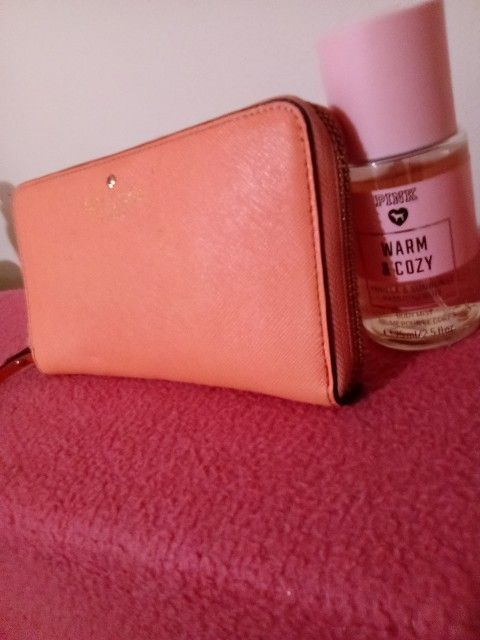 Beautiful Kate Spade Wallet
