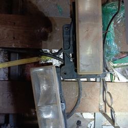 Chevy / GMC headlights 