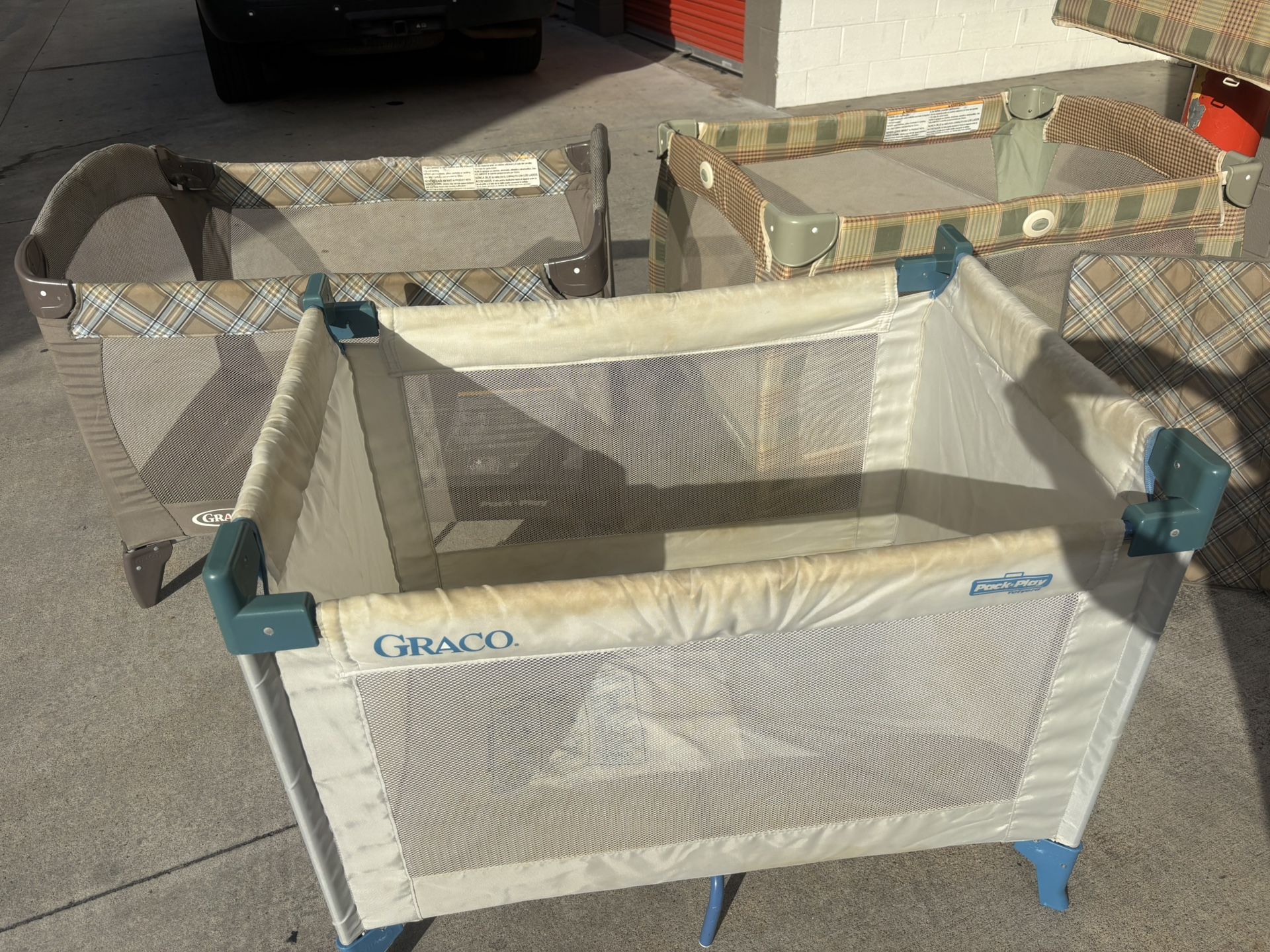 4 Old Graco Pack N Play Cribs