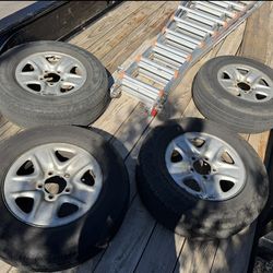 2012 Toyota tundra wheels and tires