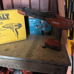 Hilti Caulking Gun 