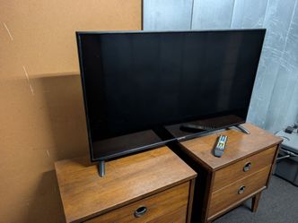 Sceptre 32" TV