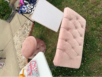 Moving Yard Sale