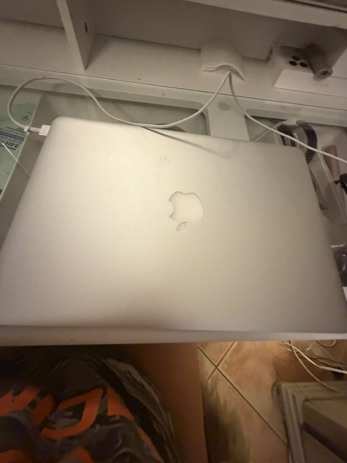 Macbook air 13” silver
