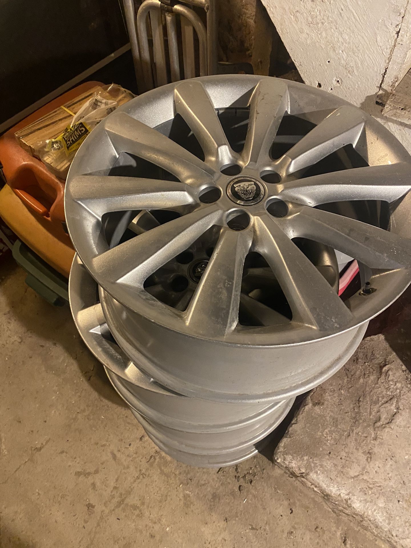 2012 Jaguar XJ Rims