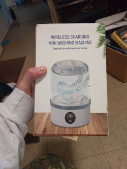 Wireless Charging Mini Washing Machine