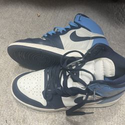 Air Jordan Retro High OG Obsidean/ University Blue 