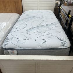Twin size mattress, and boxspring and bed good condition free delivery